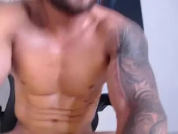 Chaturbate Adult Webcams of massimofiore_