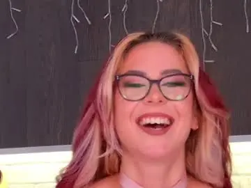 Chaturbate Live Sex Cam of cindefucknrella