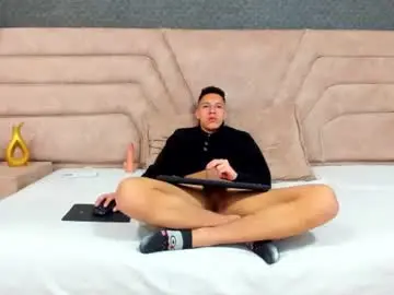 Chaturbate Adult Video Chat of thiagos19