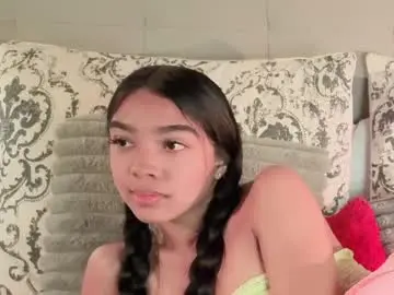 Chaturbate Free Porn Cam of pocahontas_moon