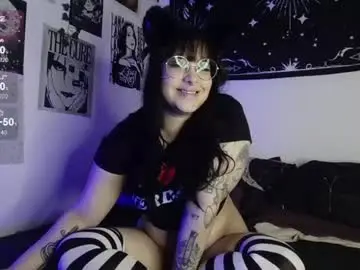 Chaturbate Adult Video Chat of midnightkitten_