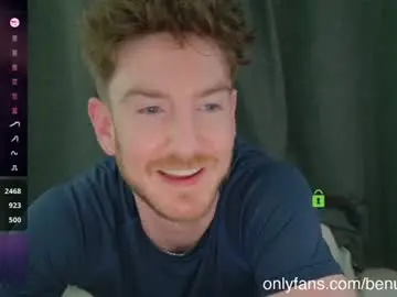 Chaturbate Free Porn Cam of heyhotty1