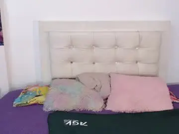 Chaturbate Best live sex cam show of isabela_love01