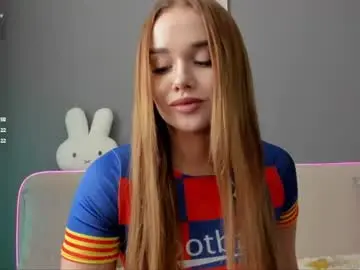 Chaturbate Live Sex Cam of swweetangel