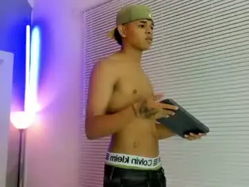 Chaturbate Watch Live Sex Cams of nova_mitchell