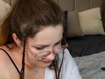 Chaturbate Live Sex Cam of briarwynn