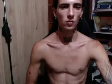 Chaturbate Live Sex Cam of kyleer77
