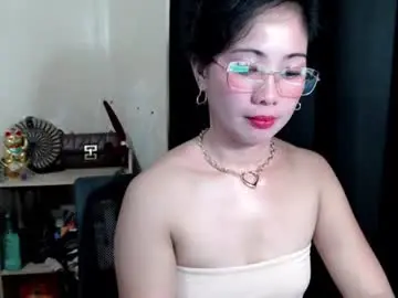 Chaturbate Free Porn Cam of im_yoursweetthea92