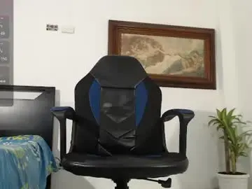 Chaturbate Free Live Porn of alejandrocock23