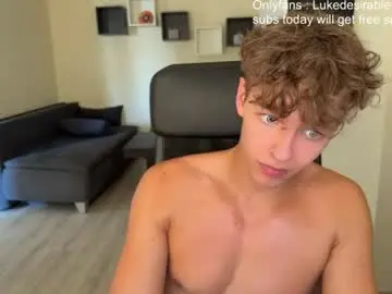 Chaturbate Watch Live Sex Cams of lukedesirable