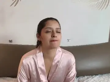 Chaturbate Sex Cam of lily_rousee_