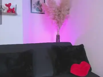 Chaturbate Best live sex cam show of samarahanss