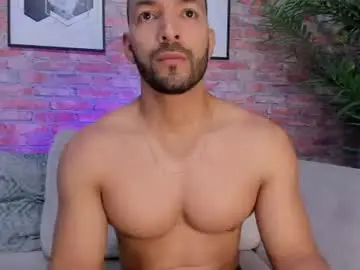 Chaturbate Live Sex Cam of jack_kum