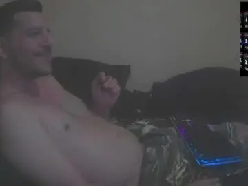 Chaturbate Live Sex Cam of bigcawwwk