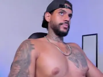 Chaturbate Best live sex cam show of luigi1_