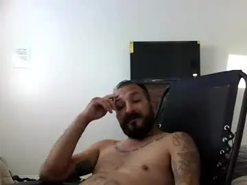 Chaturbate Live Sex Cam of larrabee13