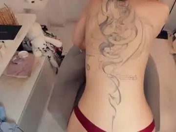 Chaturbate Live Sex Cam of mirandabettman