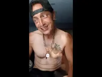 Chaturbate Free Porn Cam of wyomingcowboy9in
