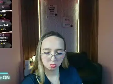 Chaturbate Adult Webcams of liaroberts1