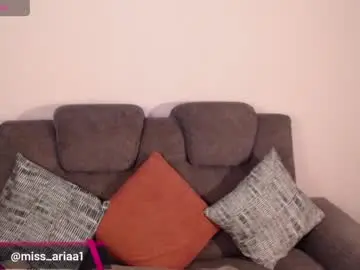 Chaturbate Nude Webcam of missemilie1