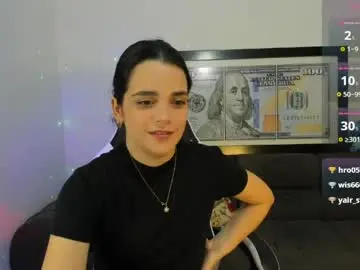 Chaturbate Live Sex Cam of lucianamoreau_