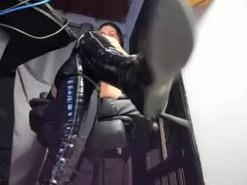 Chaturbate Live Sex Cam of mistressanna_