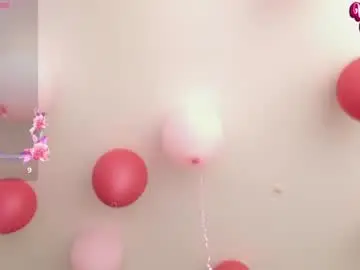 Chaturbate Live Sex of naomi_kiing