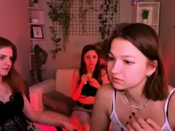 Chaturbate Live Sex Cam of liana_best