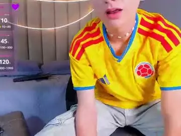 Chaturbate Adult Webcams of ian_diamond