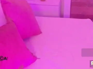 Chaturbate Free Porn Cam of candy_summer28_