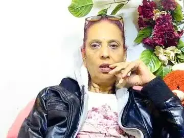 Chaturbate Sex Chat of hot_queen58