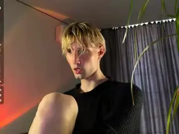 Chaturbate Best live sex cam show of artkita