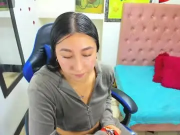 Chaturbate Live Sex Cam of miaa_scott