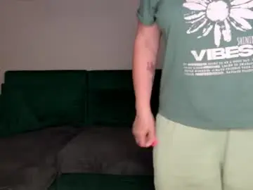 Chaturbate Free Live Porn of joannaandneighbour