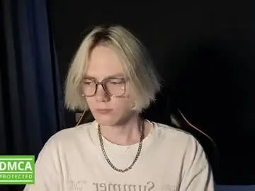 Chaturbate Live Porn of kirill_20_cm