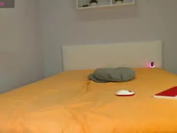 Chaturbate Nude Webcam of starfoxxxy1