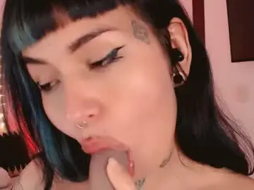Chaturbate Free Live Porn of ulala_martina