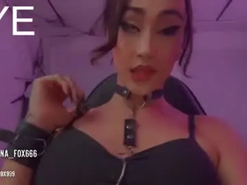 Chaturbate Live Sex Cam of sabriina_fox999