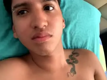 Chaturbate Live Sex Cam of brixnnn