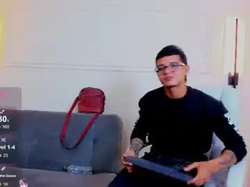 Chaturbate Sex Chat of paradise_boy_s
