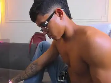 Chaturbate Adult Webcams of paradise_boy_s