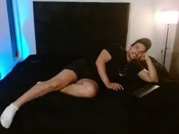 Chaturbate Free Live Porn of ian_davis