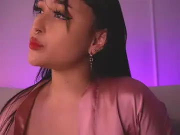 Chaturbate Live Sex Cam of gloomydoll