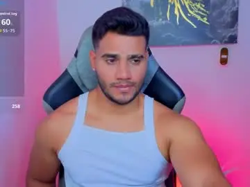 Chaturbate Live Porn of andresfiit