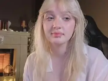 Chaturbate Free Porn Cam of snowflakeskitty