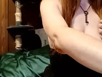 Chaturbate Live Sex Cam of lunathepoet