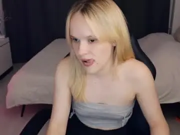 Chaturbate Adult Webcam of thehousemaid1