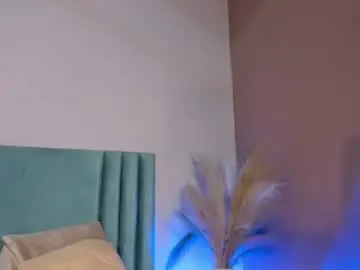 Chaturbate Live Sex Cam of valentinavegaa