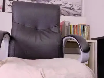 Chaturbate Sex Chat of adrianna5_