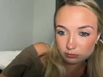 Chaturbate Live Sex Cam of kelseyblu